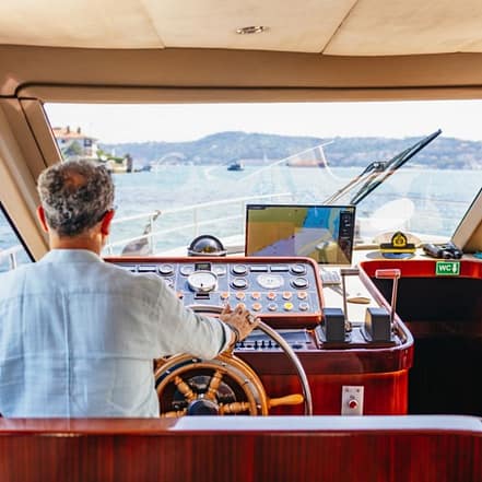 Bosphorus Yacht Cruise with Stopover on Asian Side – Top-Rated Attractions KohK.com Special Offers, Deals & Discounts in Netherlands, Poland, Hungary, Denmark, Sweden, Latvia