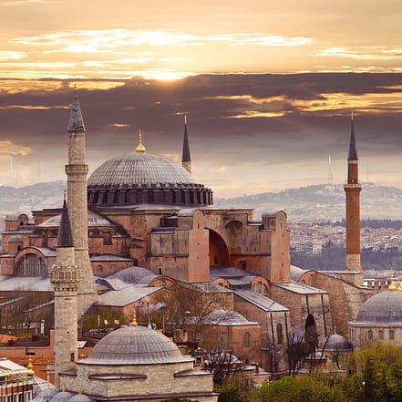 Hagia Sophia, Blue Mosque, Basilica Cistern, Hippodrome Guided Tour with Entry Tickets – Top-Rated Attractions KohK.com Special Offers, Deals & Discounts in Netherlands, Poland, Hungary, Denmark, Sweden, Latvia