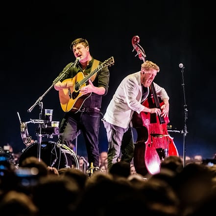 Mumford and Sons Live at O2 Arena London – Concerts KohK.com Special Offers, Deals & Discounts in Netherlands, Poland, Hungary, Denmark, Sweden, Latvia