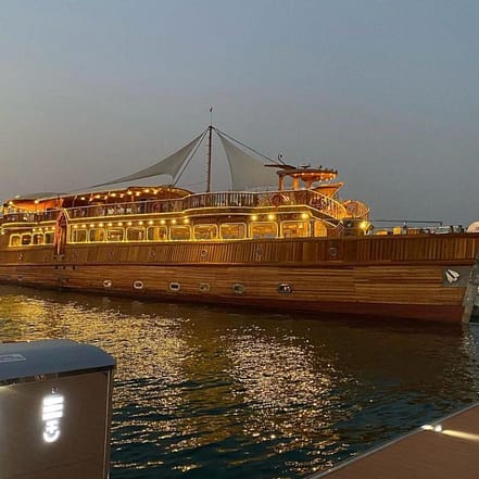 Dhow dinner cruise on Dubai creek – Boat Tours and Cruises KohK.com Special Offers, Deals & Discounts in Netherlands, Poland, Hungary, Denmark, Sweden, Latvia