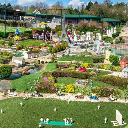 Legoland Discovery Centre Manchester – Theme Parks KohK.com Special Offers, Deals & Discounts in Netherlands, Poland, Hungary, Denmark, Sweden, Latvia
