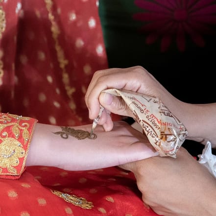 Henna Experience in Khasab – Must-see attractions KohK.com Special Offers, Deals & Discounts in Netherlands, Poland, Hungary, Denmark, Sweden, Latvia