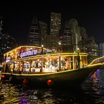 Dinner Cruise In Dubai Marina – Boat Tours and Cruises KohK.com Special Offers, Deals & Discounts in Netherlands, Poland, Hungary, Denmark, Sweden, Latvia