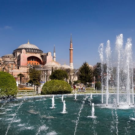 Guided Tour: Hagia Sophia, Blue Mosque and Grand Bazaar Tour – Sightseeing and Tours KohK.com Special Offers, Deals & Discounts in Netherlands, Poland, Hungary, Denmark, Sweden, Latvia